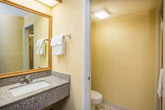 Hotel Days Inn Blue Springs photo 5