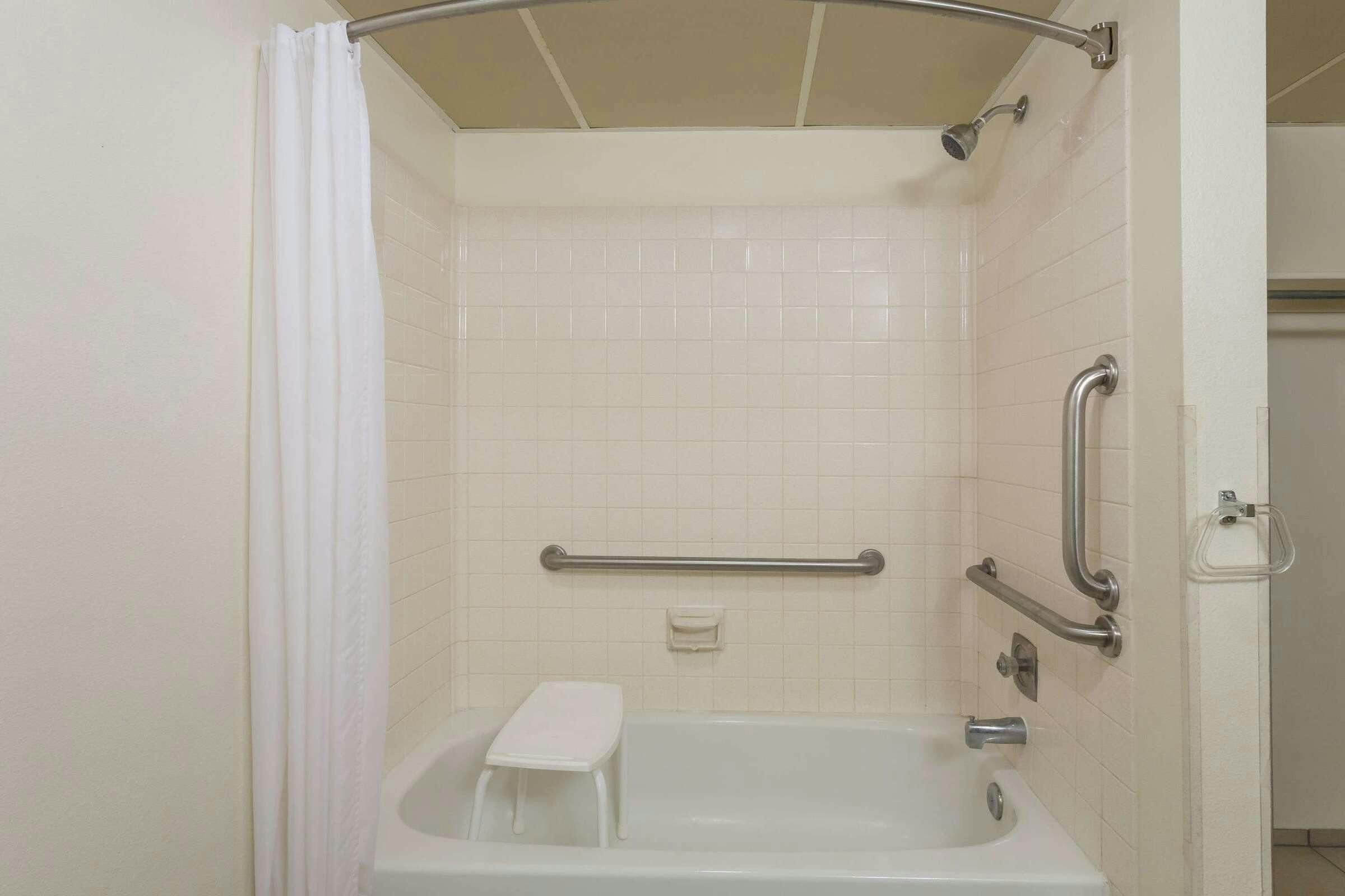 Hotel Super 8 by Wyndham Diamondville Kemmerer photo 2