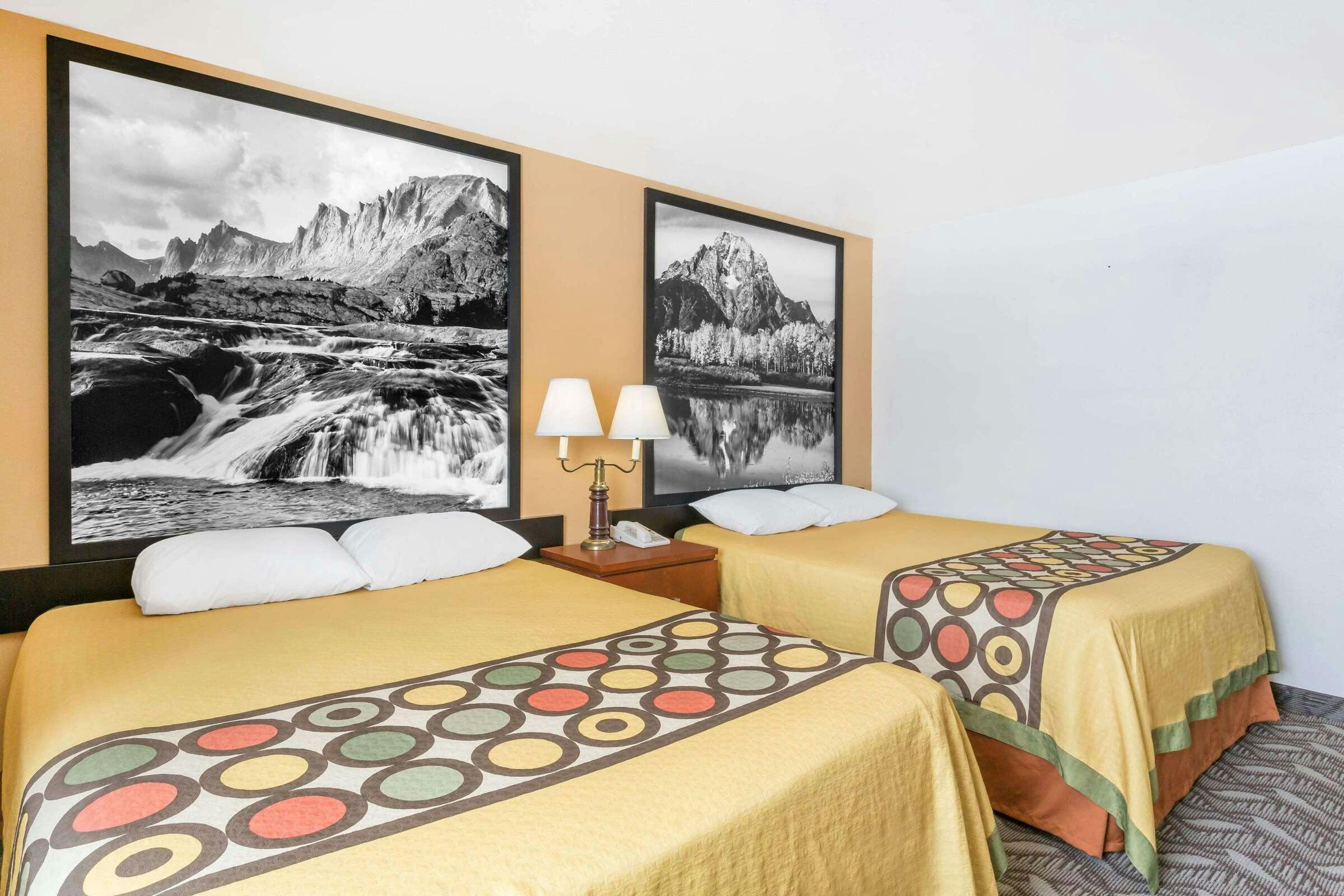 Hotel Super 8 by Wyndham Diamondville Kemmerer photo 3
