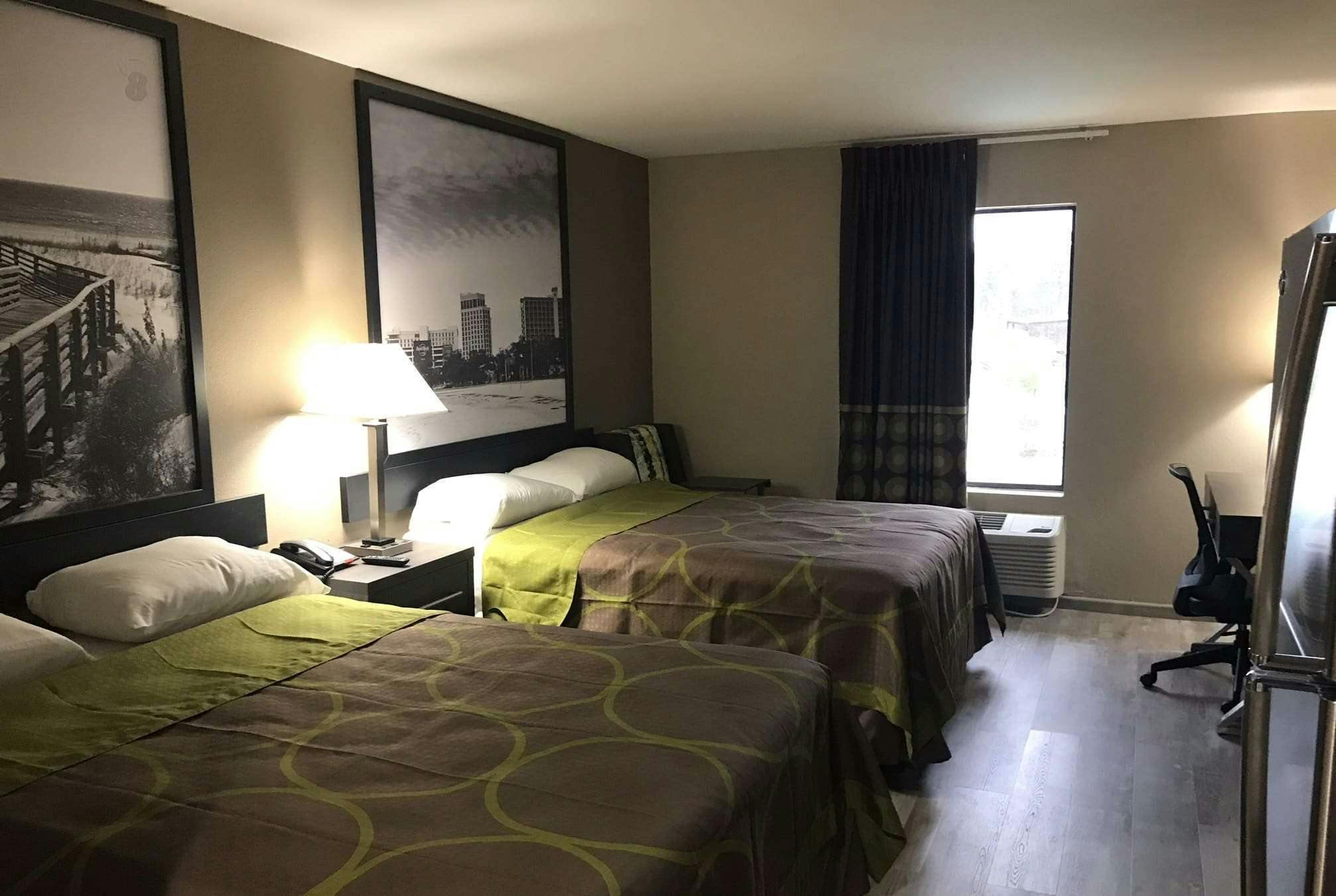 Hotel Super 8 by Wyndham Pascagoula photo 4