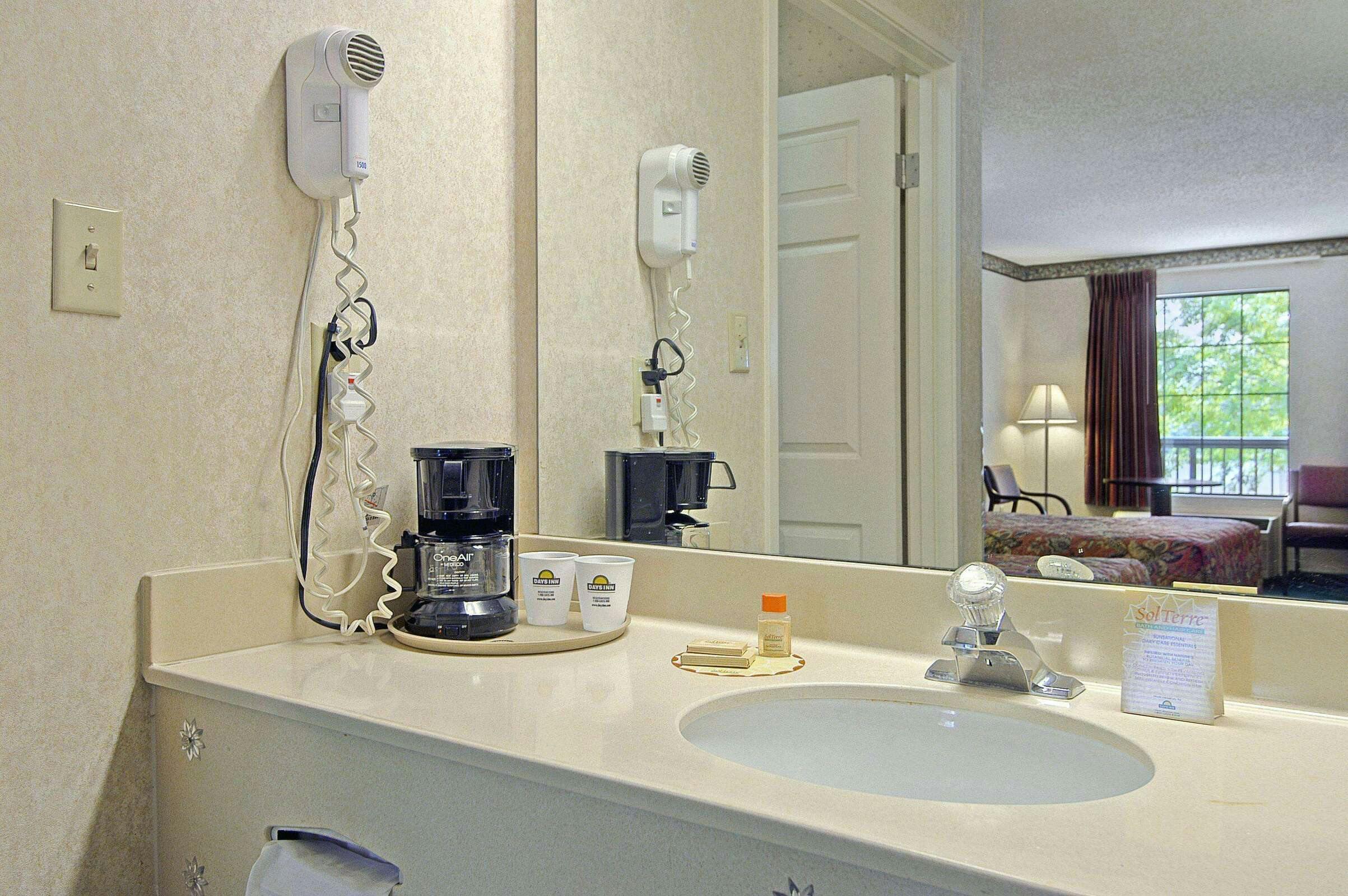 Hotel DI Suites Fort Valley photo 4