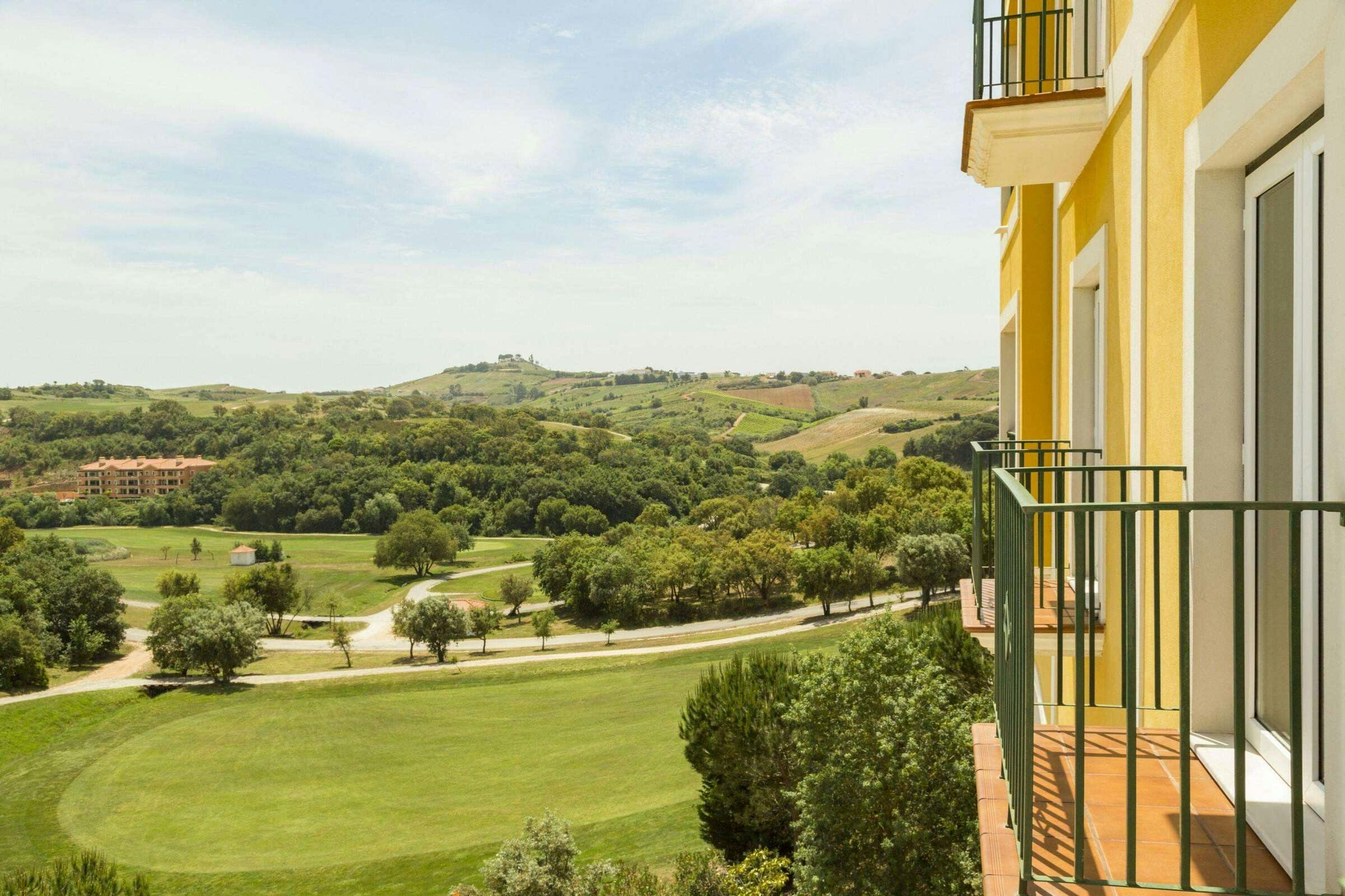 Hotel Dolce by Wyndham CampoReal Lisboa photo 2