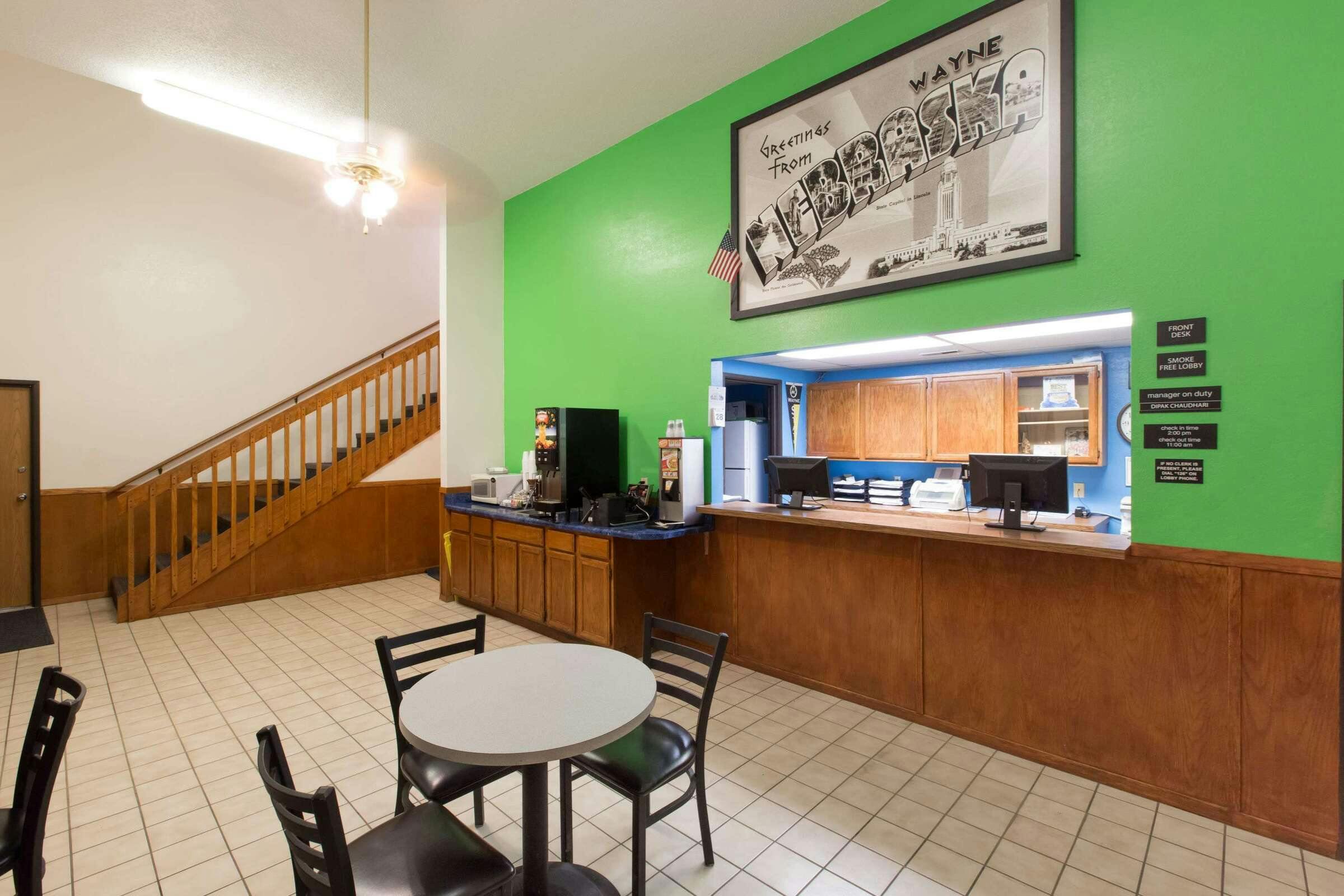 Hotel Super 8 by Wyndham Wayne photo 1