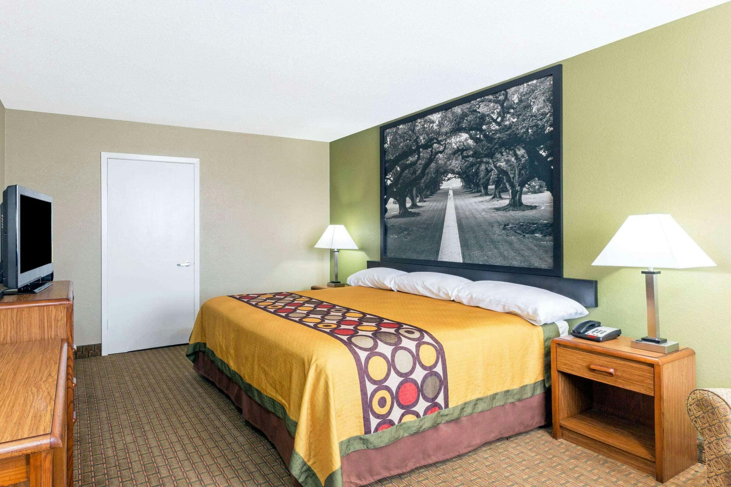 Hotel Super 8 by Wyndham Tallulah LA photo 4