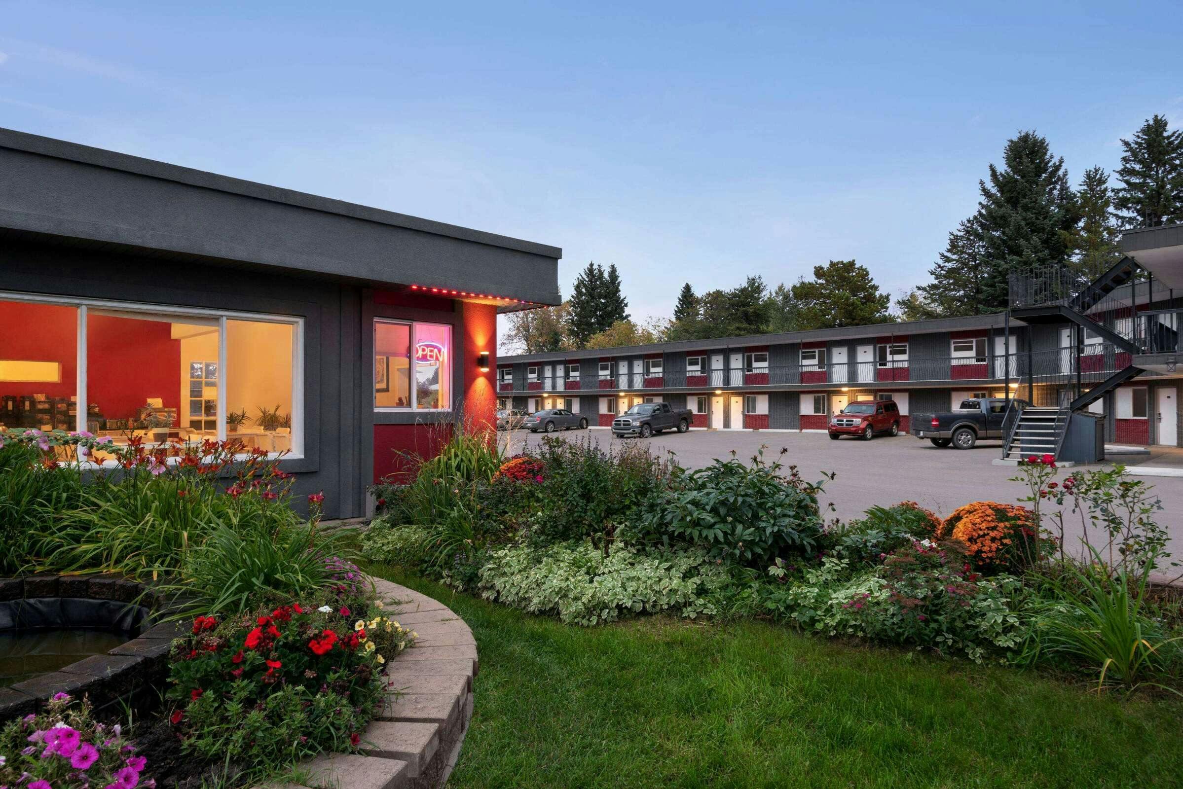 Hotel Thriftlodge Edmonton photo 1