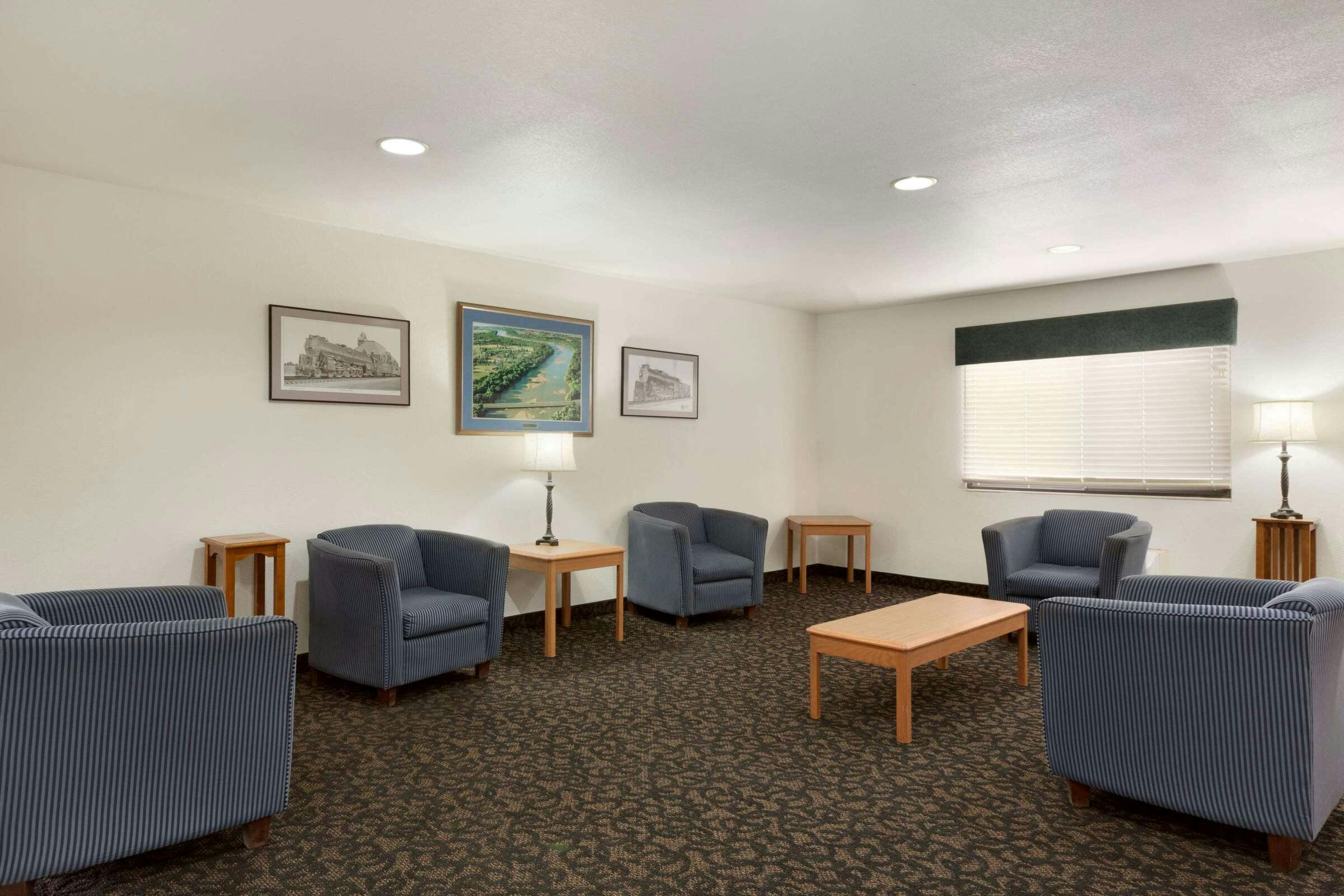 Hotel Travelodge Belen photo 1