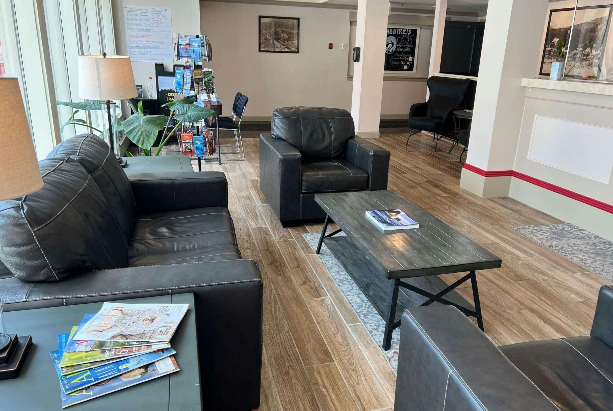 Hotel Ramada by Wyndham Juneau photo 3