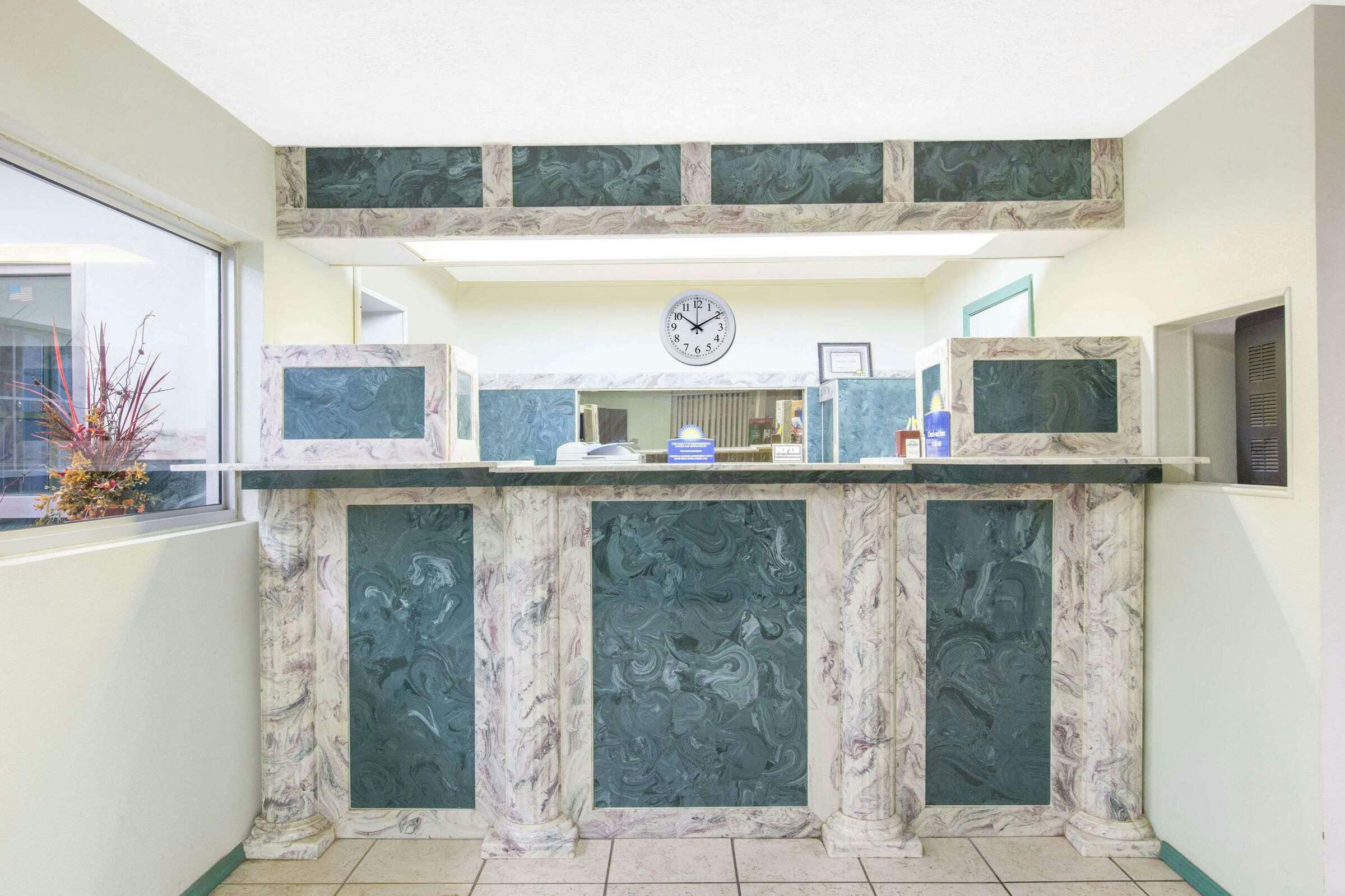 Hotel Days Inn by Wyndham West Point photo 1