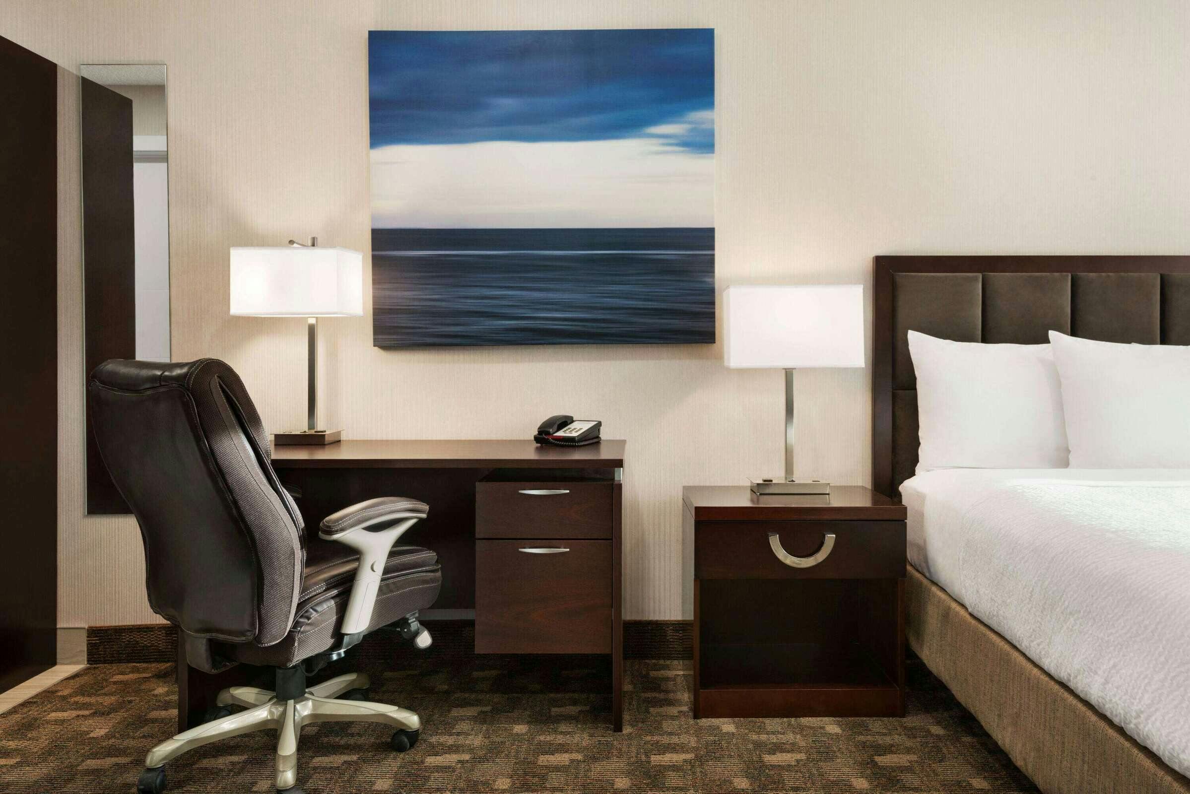 Hotel Days Inn by Wyndham Wainwright photo 5