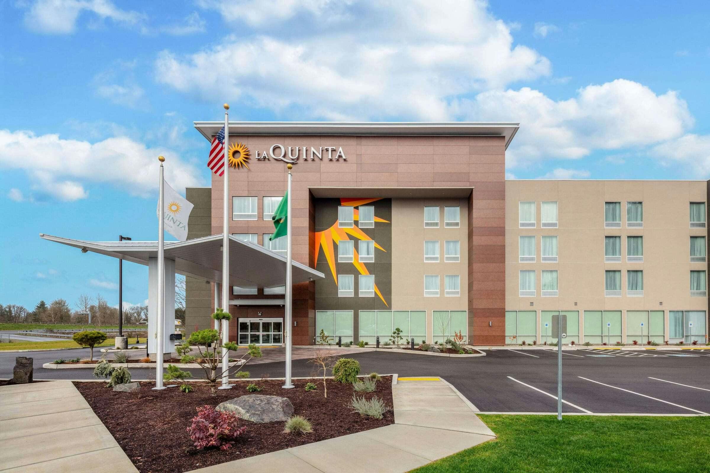Hotel La Quinta Inn & Suites by Wyndham Centralia photo 3