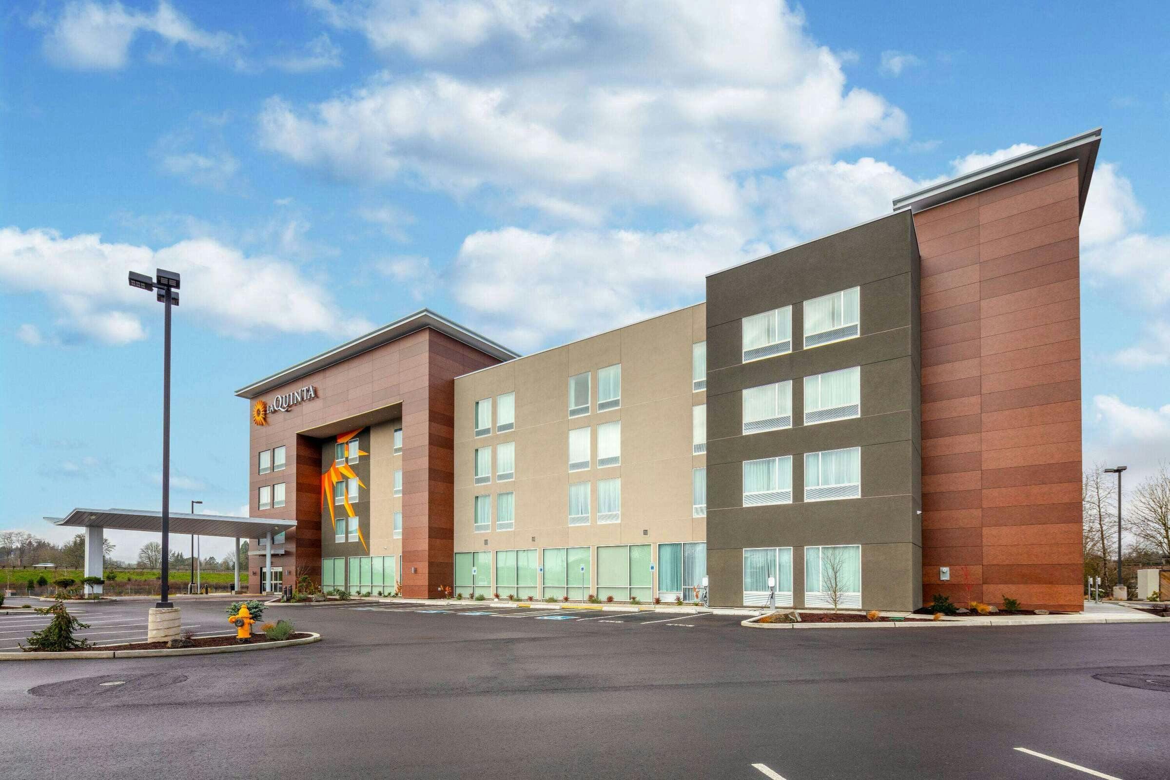 Hotel La Quinta Inn & Suites by Wyndham Centralia photo 4