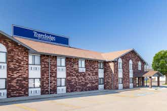 Hotel Travelodge Elkhart photo 1