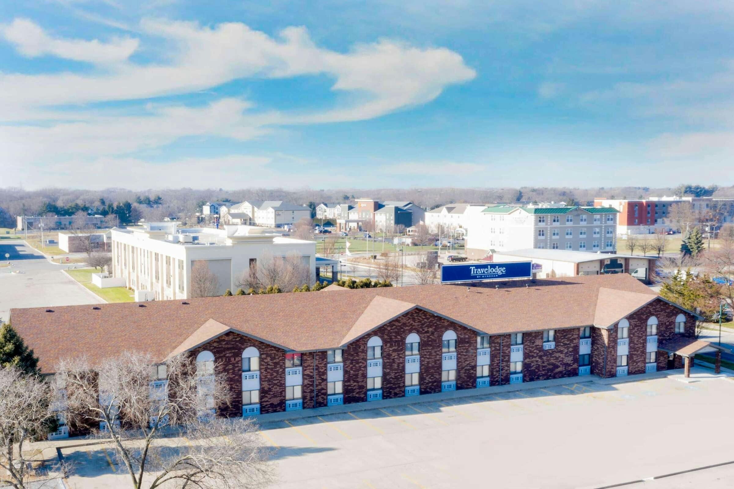 Hotel Travelodge by Wyndham Elkhart photo 3