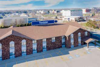 Hotel Travelodge Elkhart photo 4