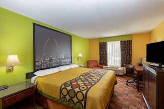 Hotel Super 8 by Wyndham Lake of the Ozarks photo 5