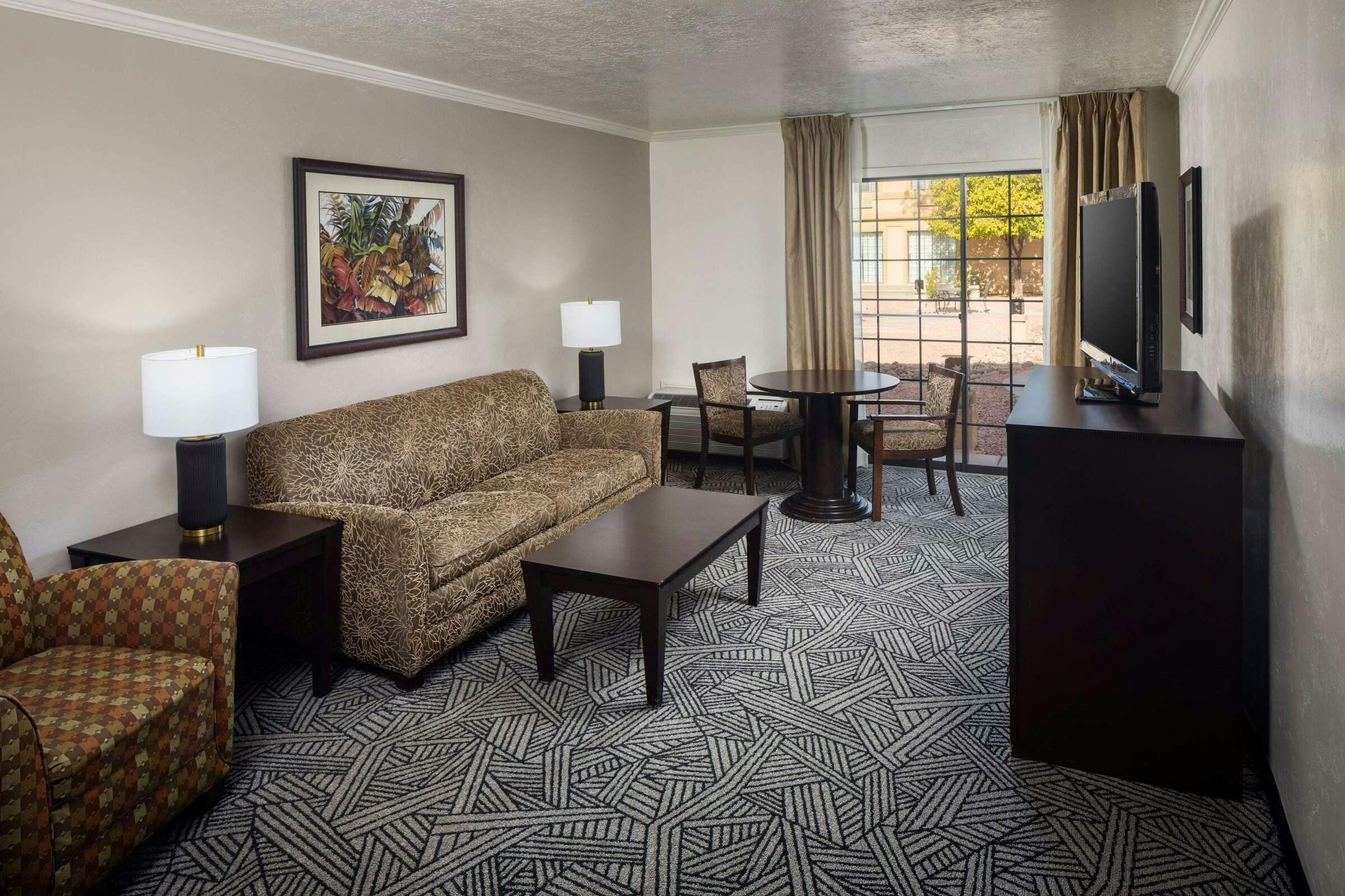 Wyndham Tucson Arpt Conf Ctr