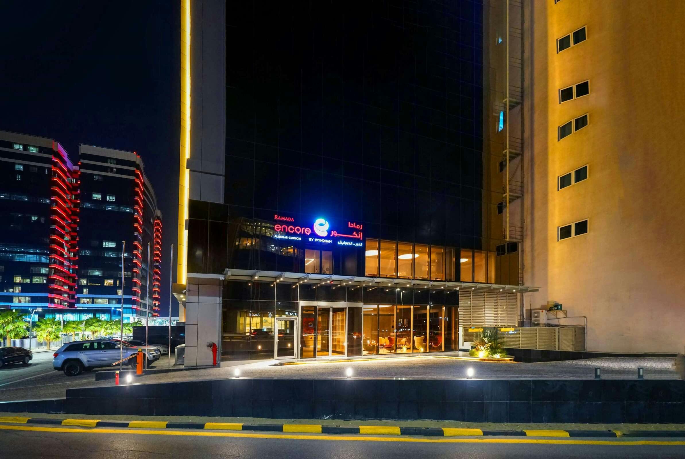 Hotel Ramada Encore by Wyndham Al Khobar Corniche photo 1