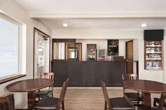 Hotel Travelodge by Wyndham McBride photo 3