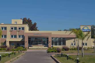 Hotel Days Inn by Wyndham Zarate photo 2