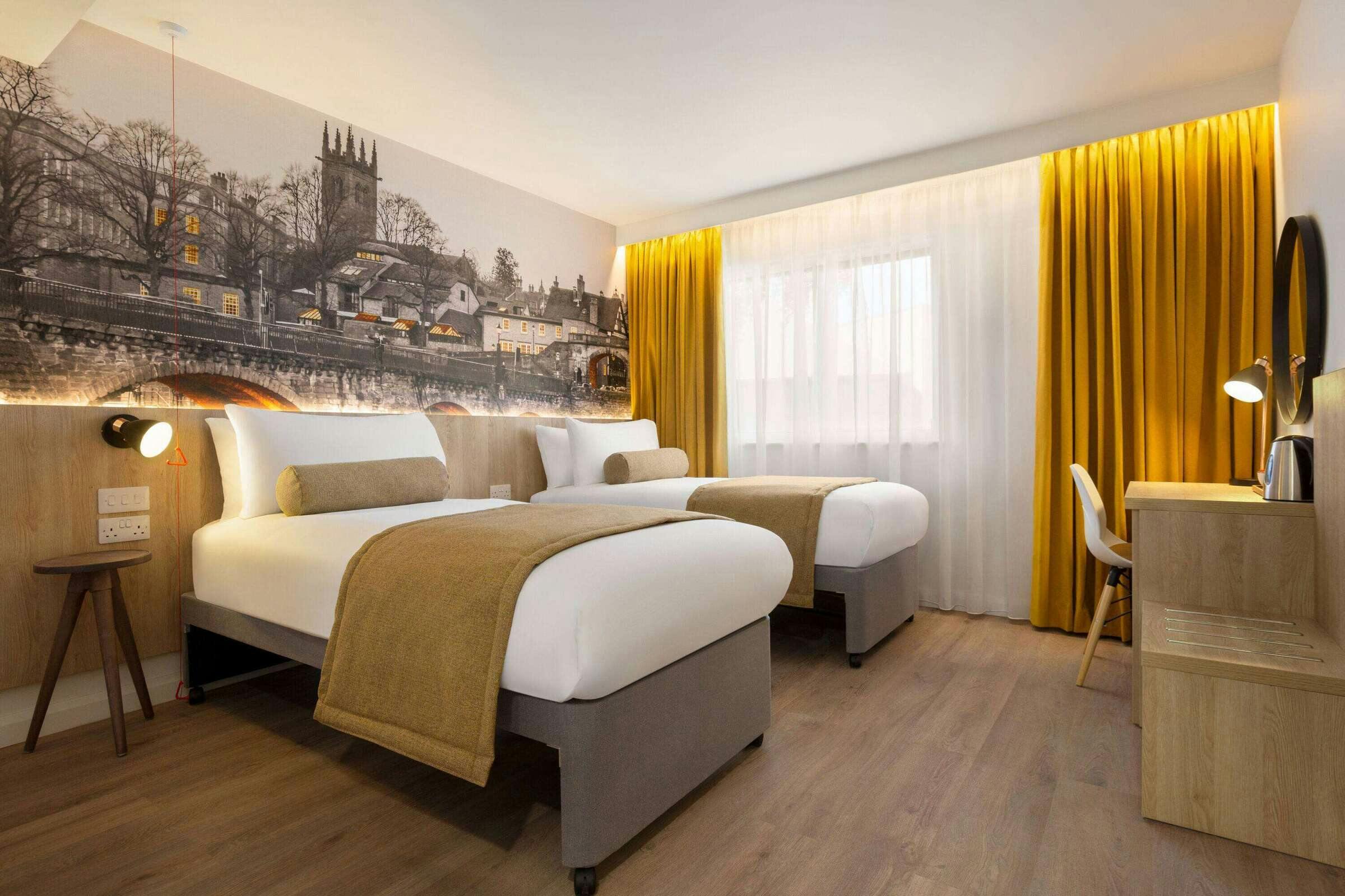 Hotel Super 8 Chester East photo 5