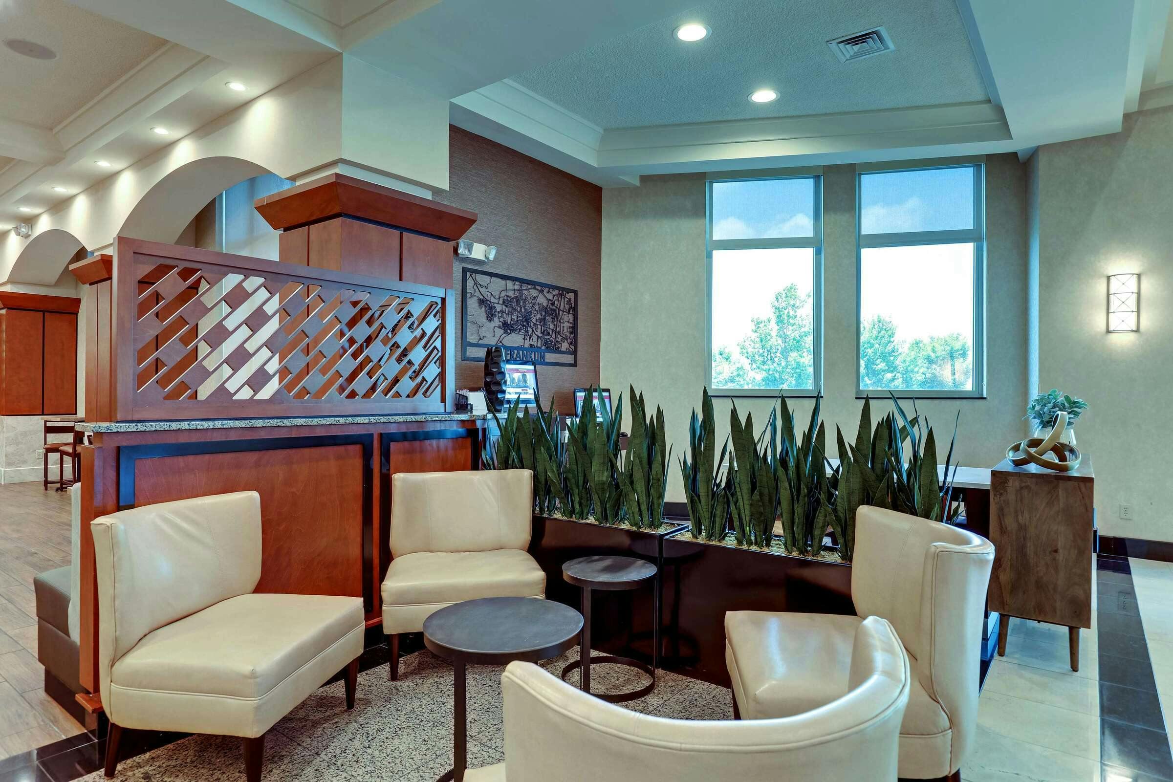 Hotel Drury Plaza Hotel Nashville Franklin photo 2