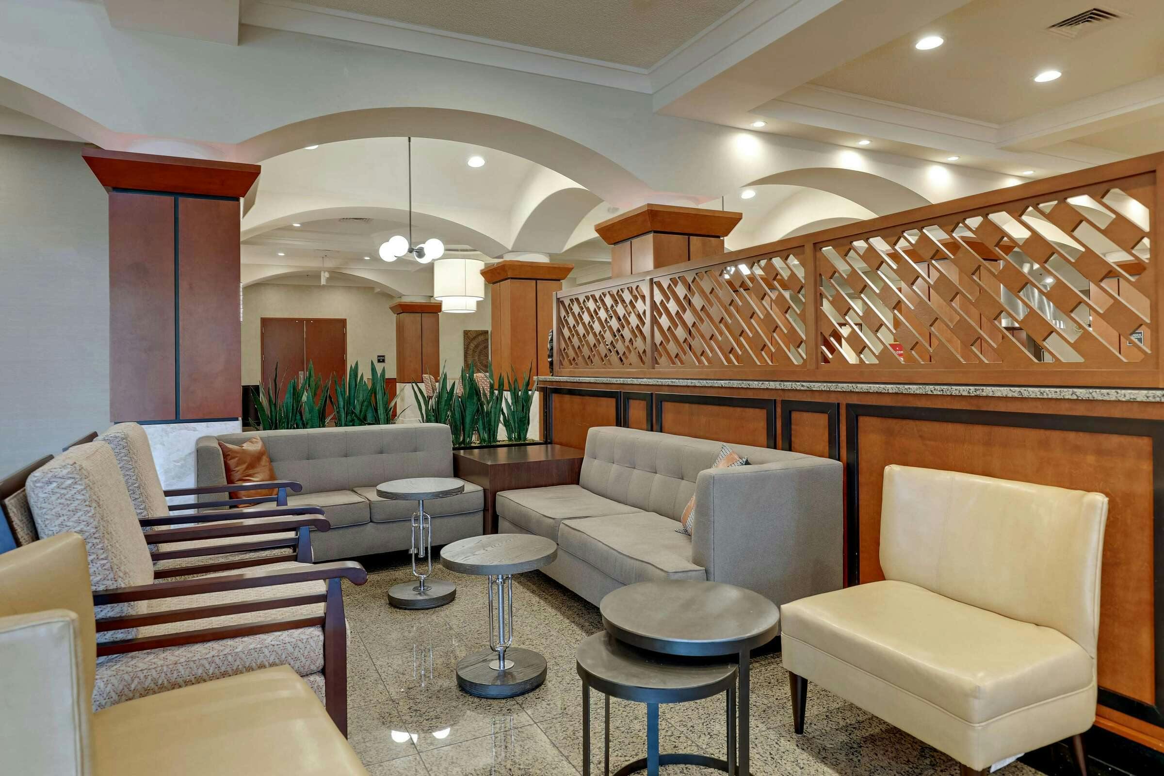 Hotel Drury Plaza Hotel Nashville Franklin photo 5