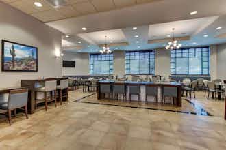 Hotel Drury Inn and Suites Phoenix Happy Valley photo 5