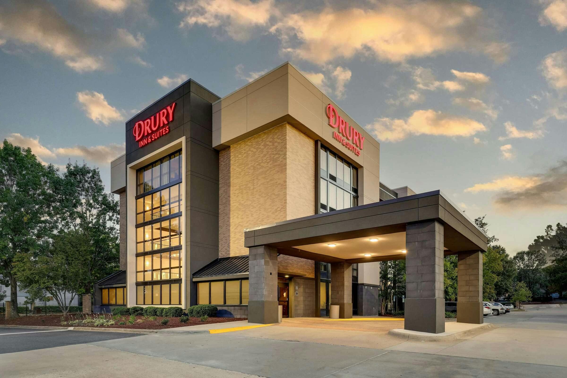 Drury Inn and Suites Charlotte University Place