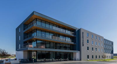 Denizen McKinney Hotel