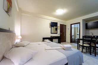 Hotel Golden Rose Suites photo 2