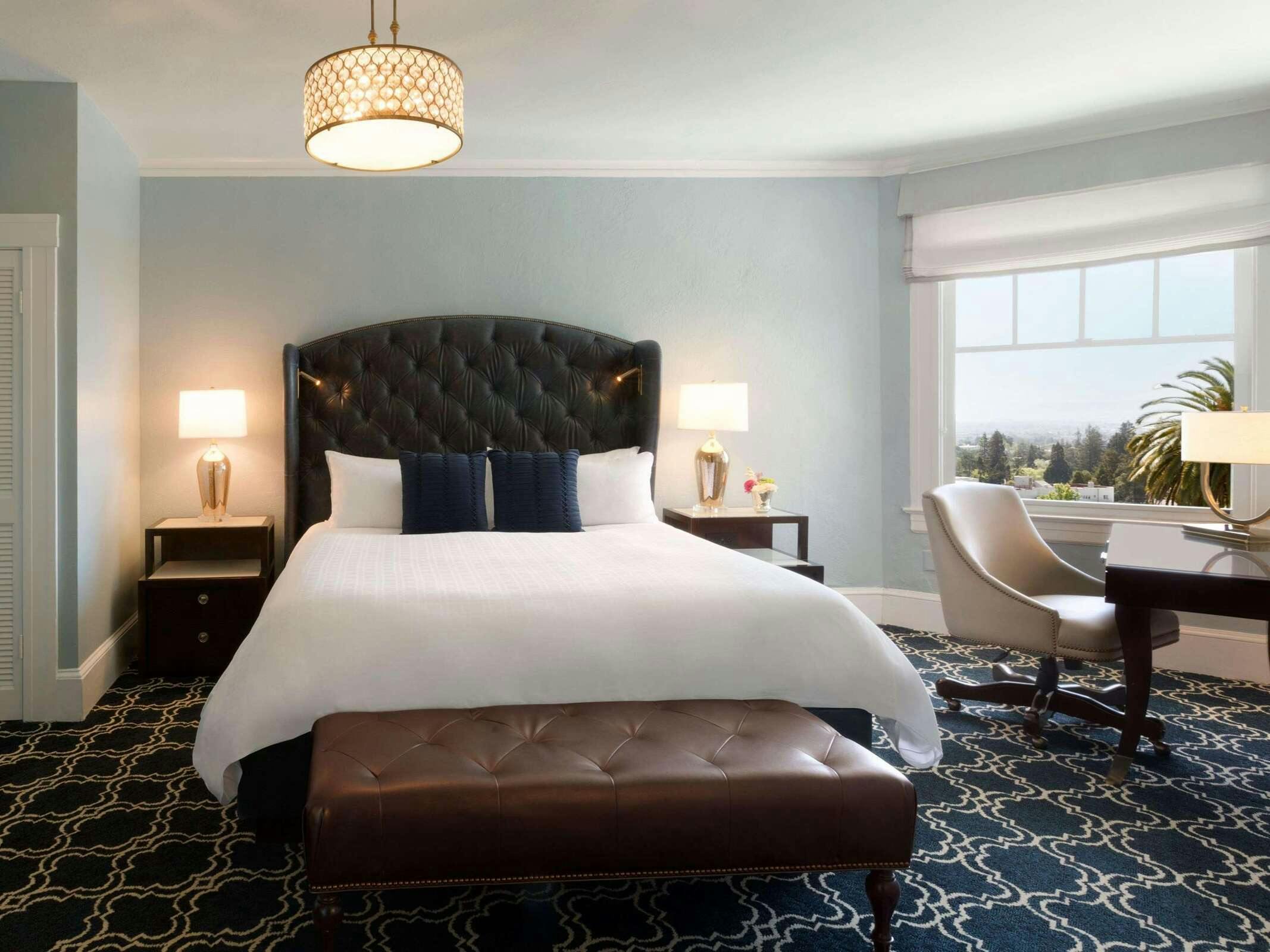 Hotel The Claremont Resort & Club photo 2