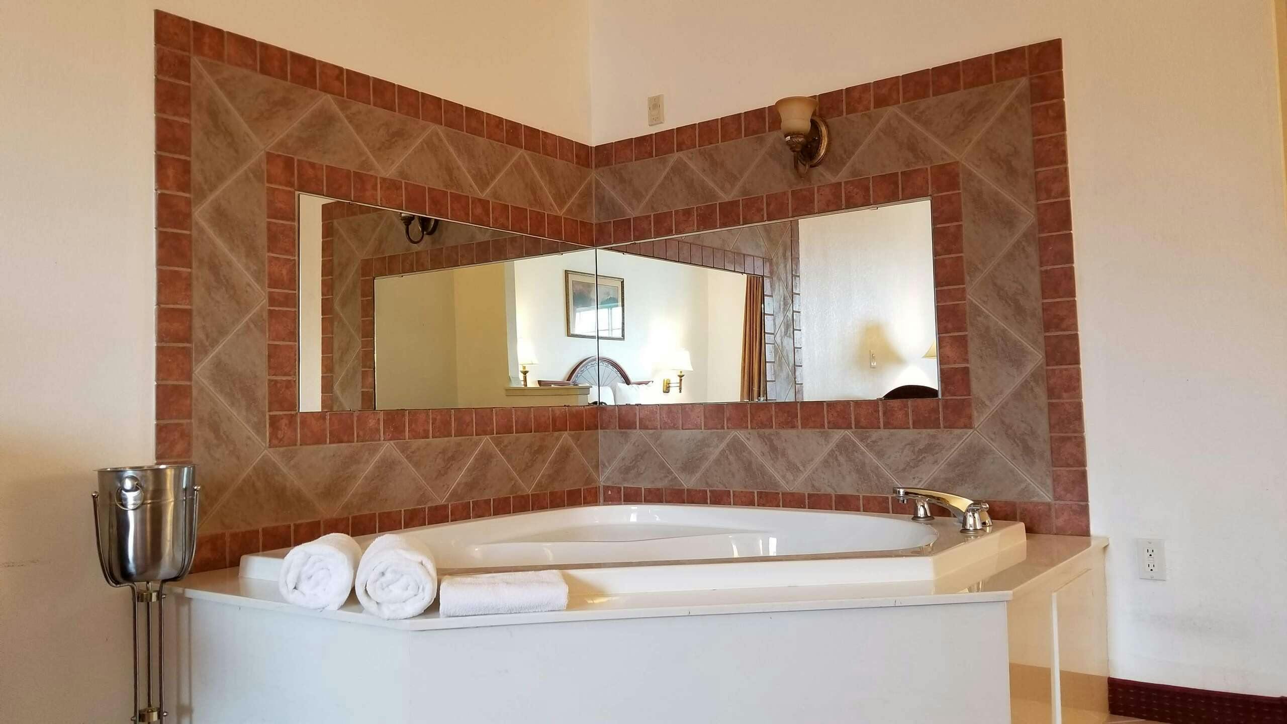 Hotel FairBridge Inn & Suites Cleburne photo 4