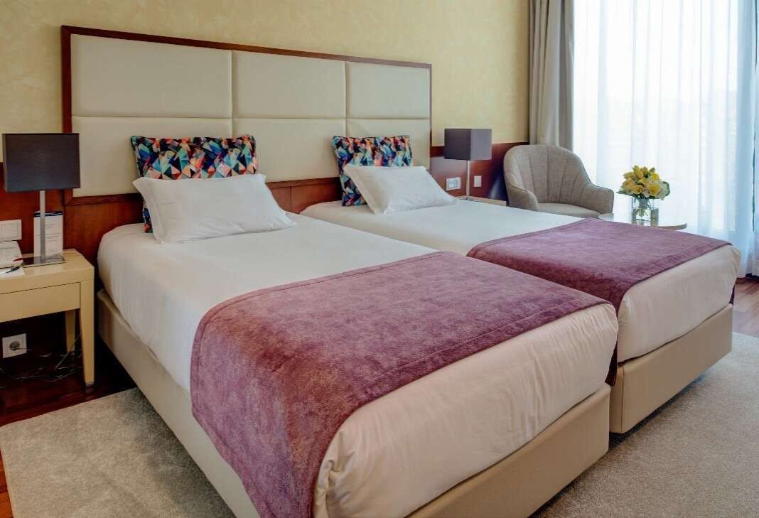 Hotel VIP Executive Art’s Hotel photo 3