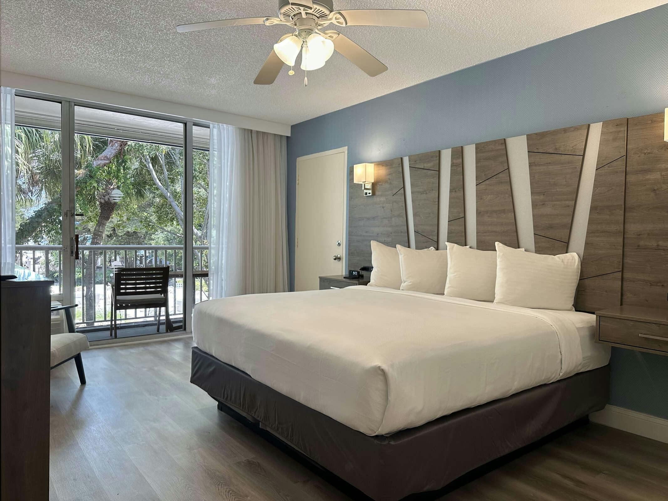 Hotel SkyBeach Resort and Marina photo 2