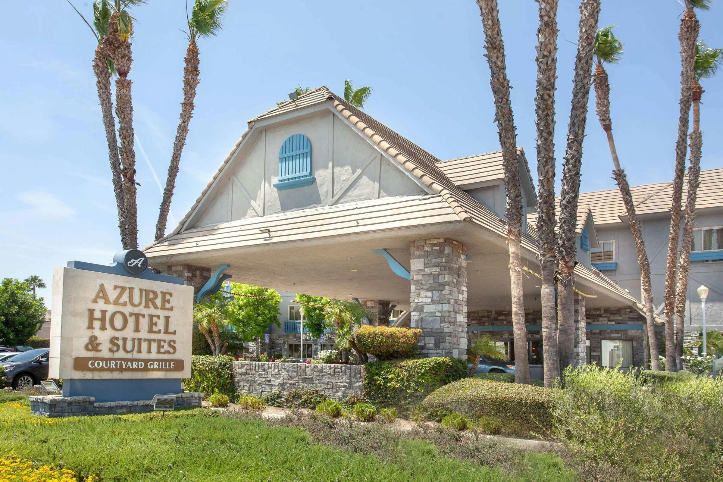 Azure Hotel and Suites Trademr