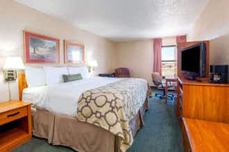 Hotel Baymont Inn Amarillo East photo 3