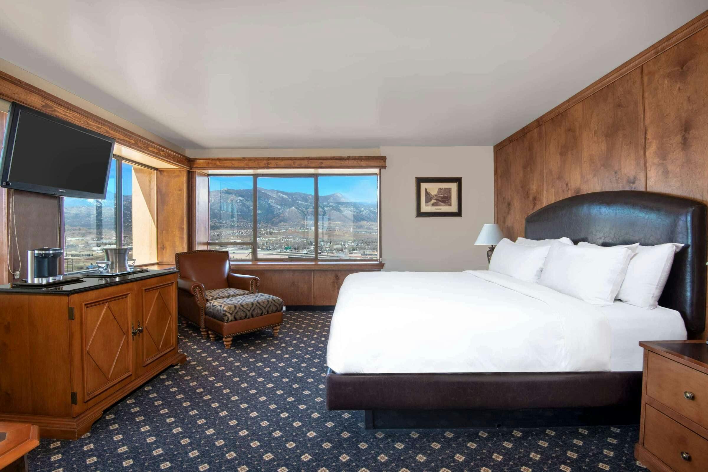 Hotel The Antlers, A Wyndham Hotel photo 5