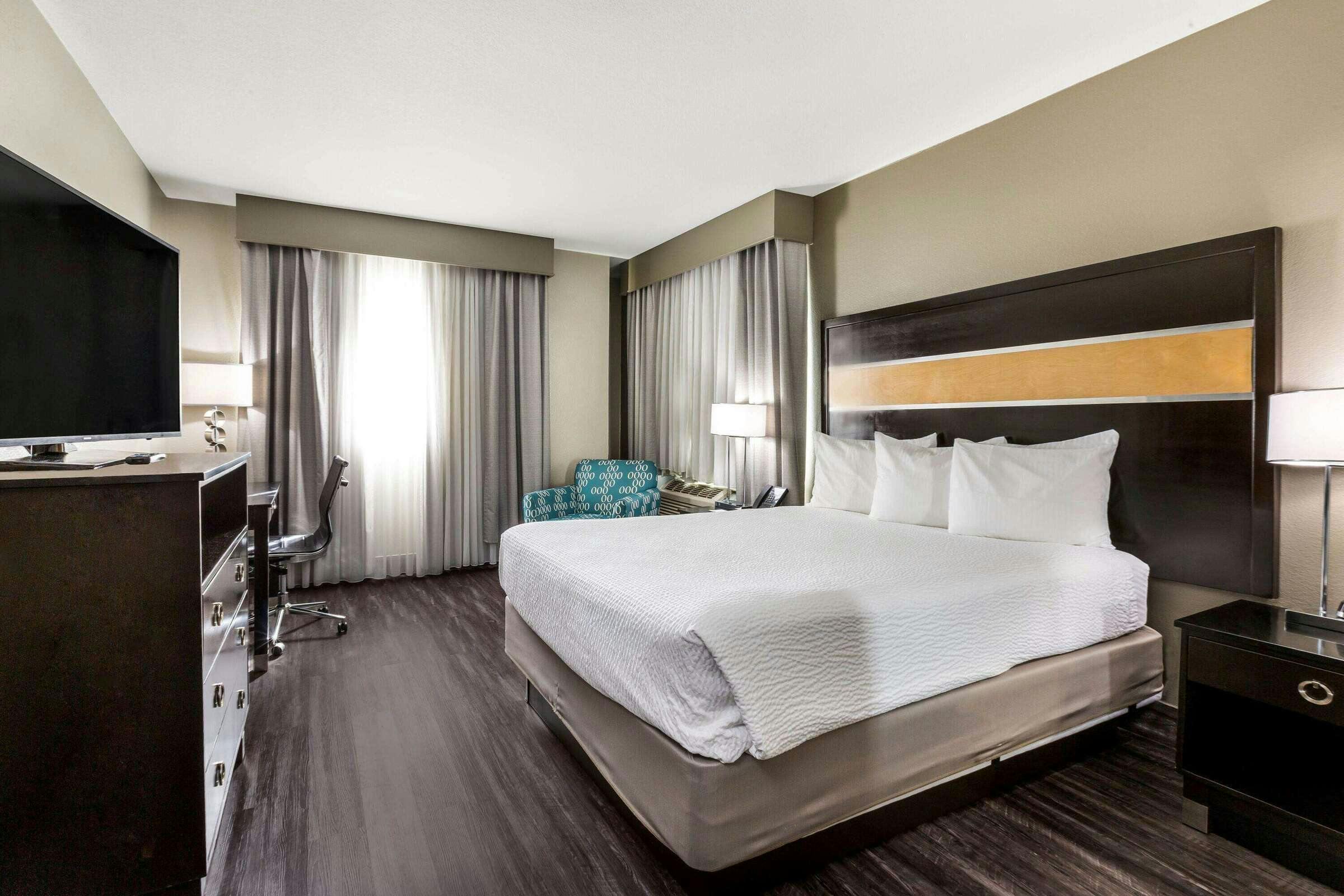 Hotel La Quinta Inn & Suites by Wyndham San Diego Mission Bay photo 5