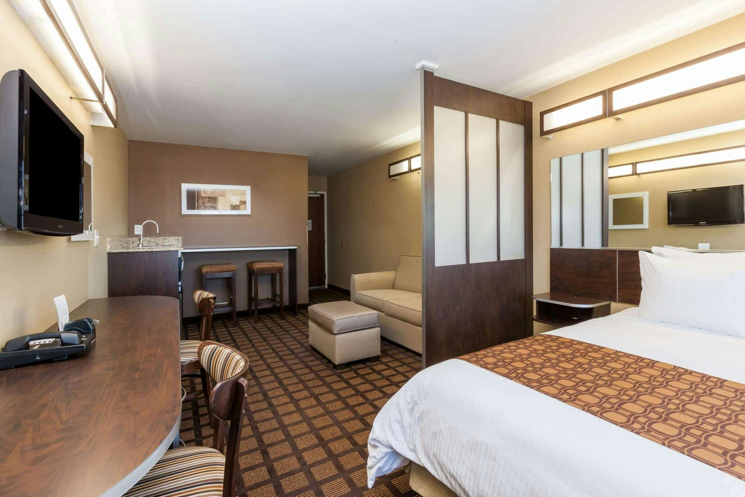 Hotel Microtel Wheeler Ridge Tejon photo 4