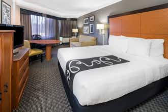 Hotel La Quinta Inn & Suites by Wyndham Buena Park photo 5