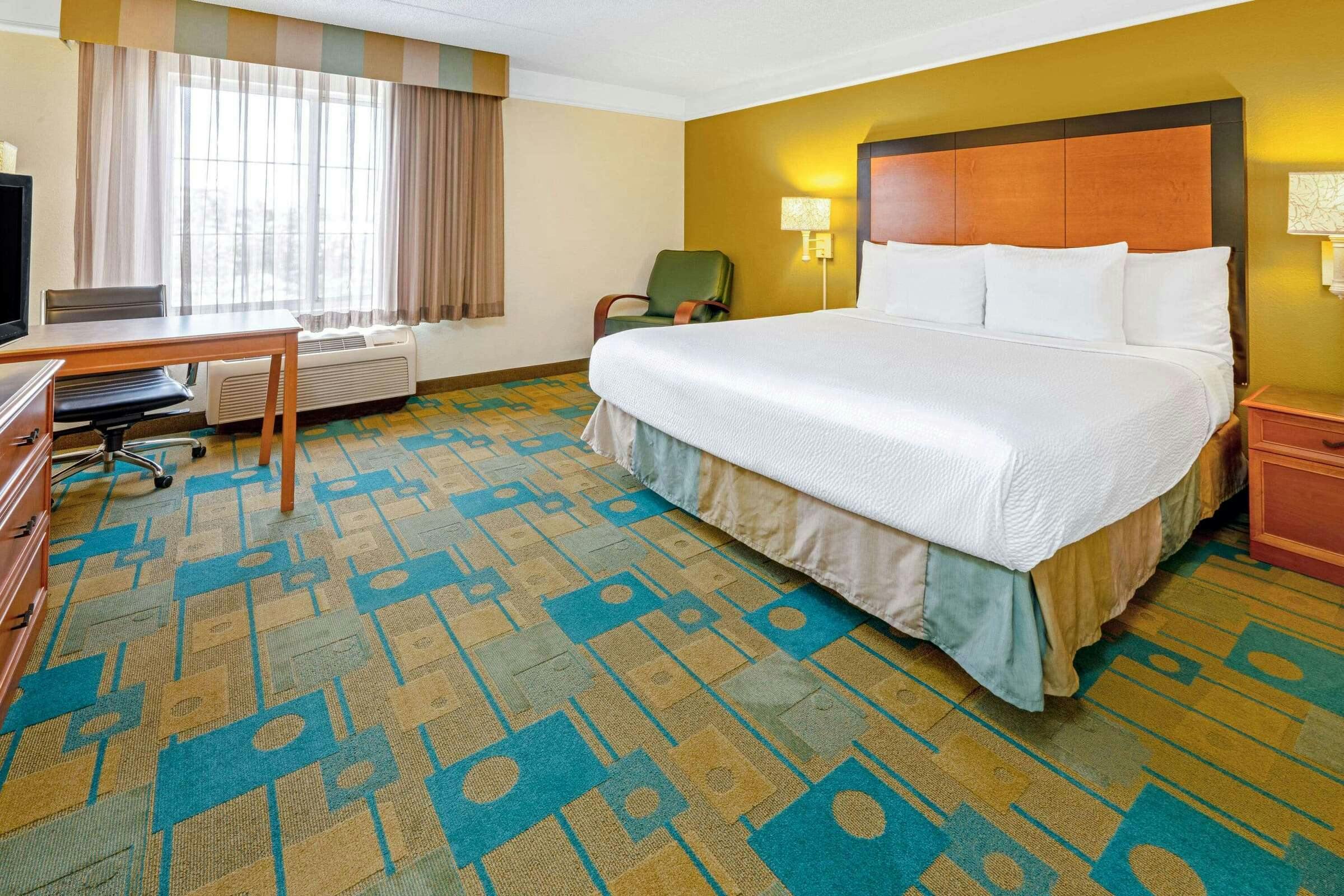 Hotel La Quinta Inn & Suites by Wyndham Salt Lake City Airport photo 5