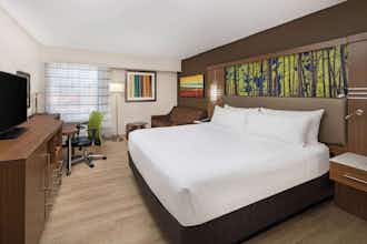 Hotel Wyndham Garden Marietta Atlanta North photo 2