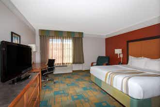 Hotel La Quinta Inn Ste SW Lakewood photo 5