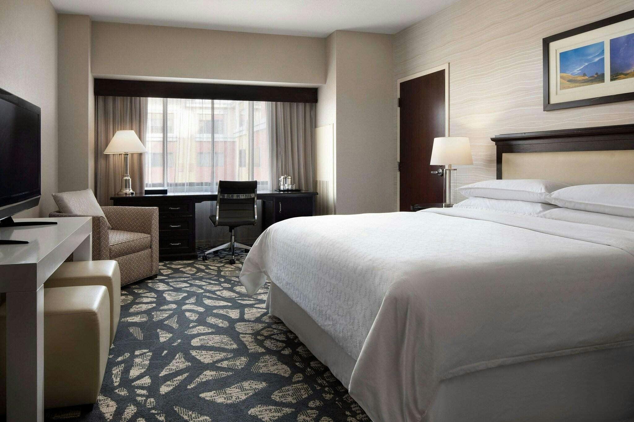 Hotel Sheraton Garden Grove Anaheim South photo 1