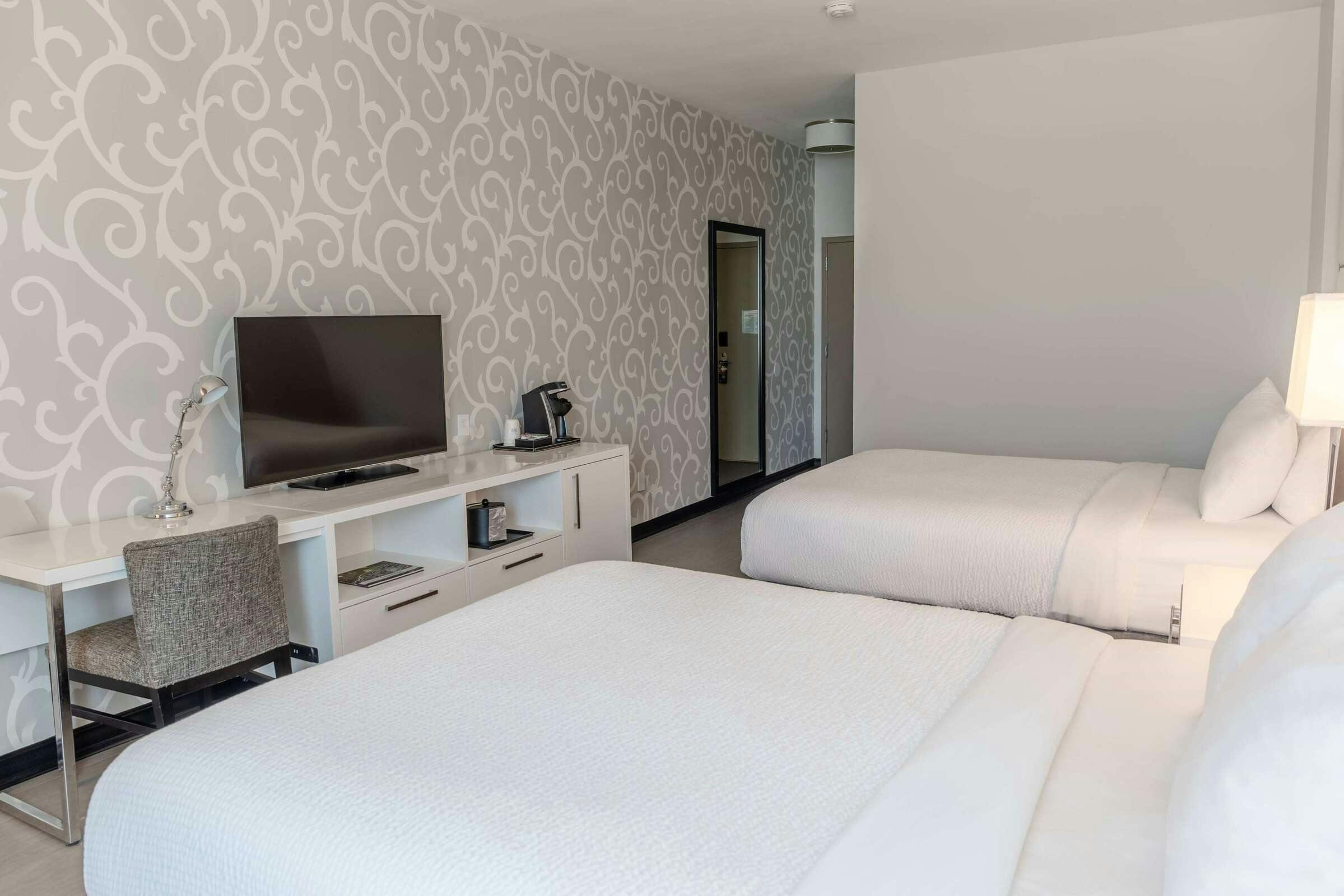 Hotel TRYP by Wyndham Savannah Downtown/Historic District photo 5