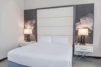 Hotel TRYP by Wyndham Savannah Downtown/Historic District photo 1