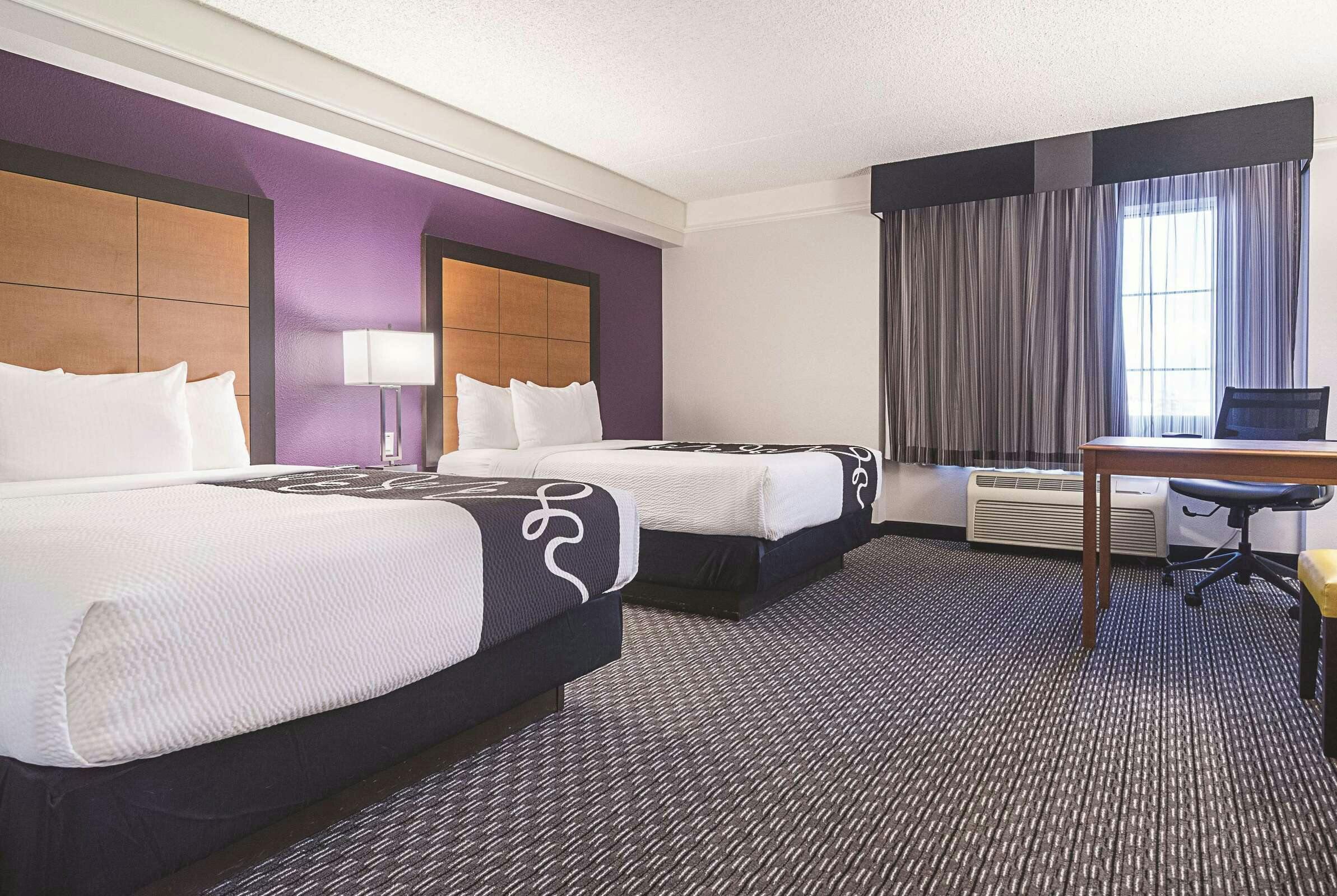 Hotel La Quinta Inn & Suites by Wyndham Phoenix Mesa West photo 4