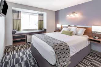 Hotel Microtel Victor Rochester photo 4