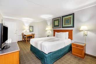 Hotel La Quinta Inn West photo 4