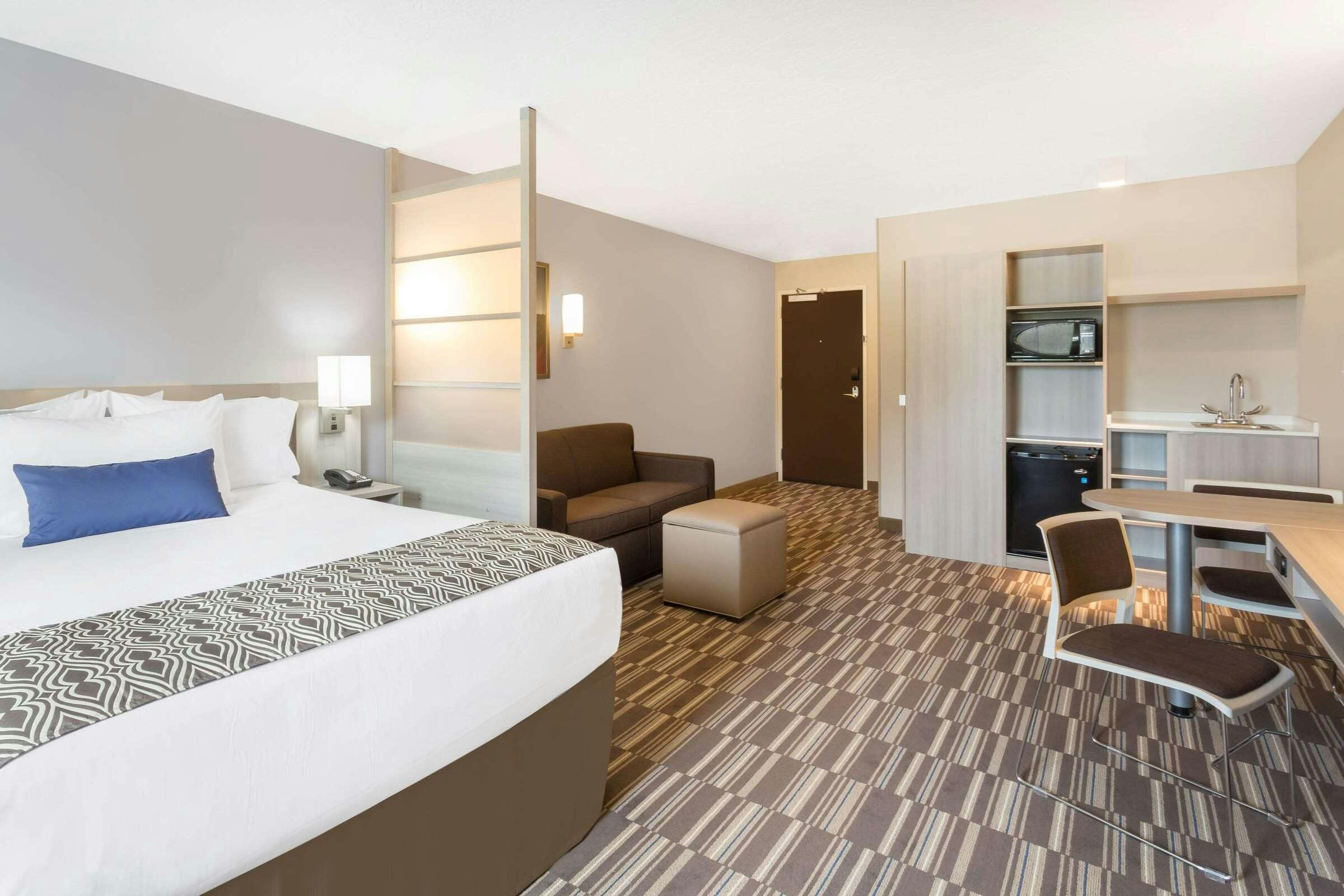 Hotel Microtel Inn & Suites by Wyndham Springville/Provo photo 4